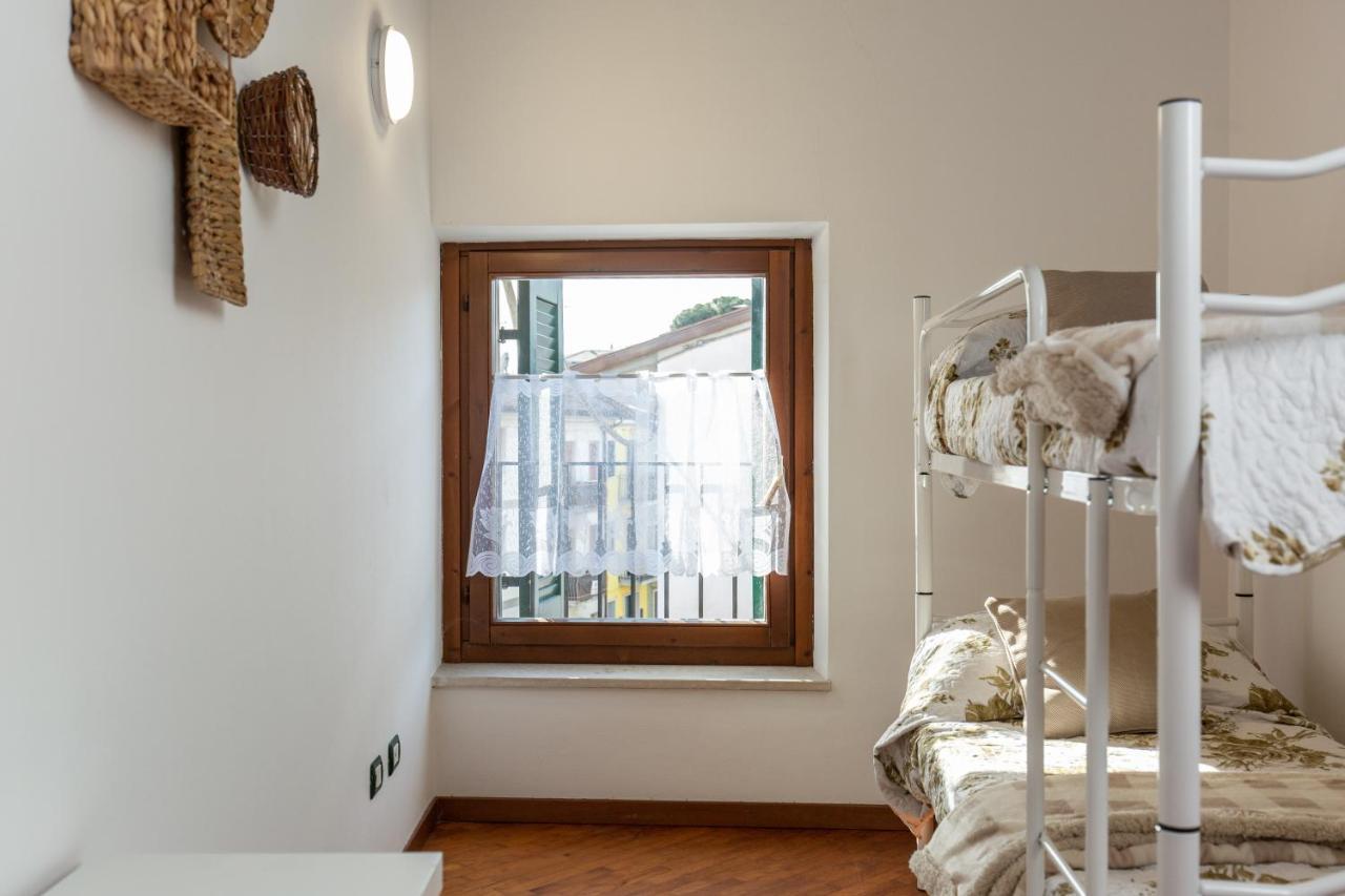 Ferienwohnung Blu Bed Castelnuovo del Garda Exterior foto